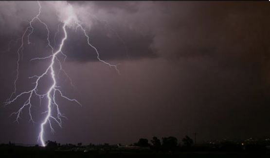 BMKG Peringatkan Cuaca Ekstrem Saat Mudik Lebaran 2026, Jawa Tengah Masuk Wilayah Risiko Tinggi